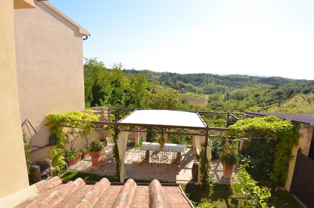 Villa Al Colle Di Lari Esterno foto