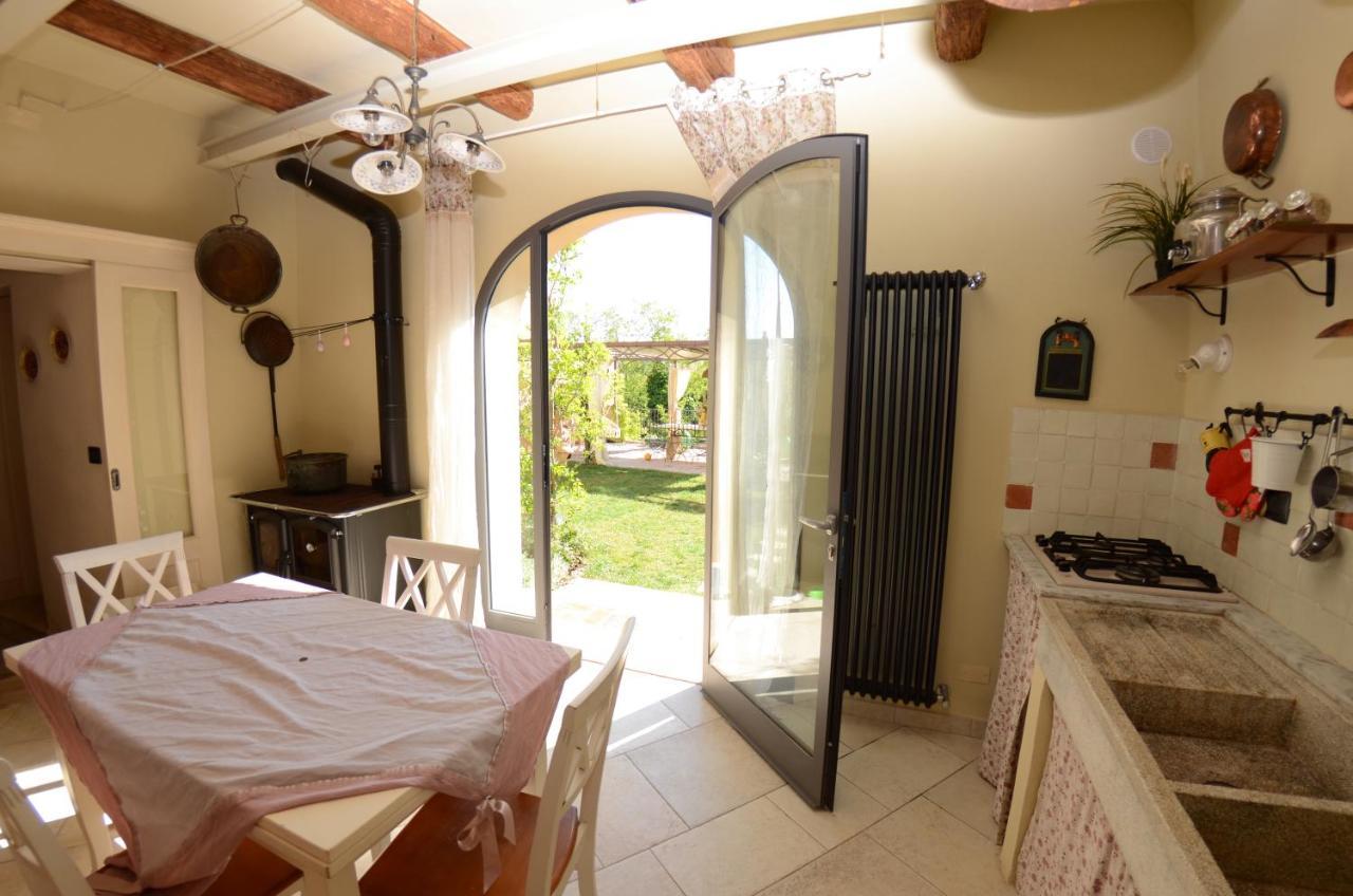 Villa Al Colle Di Lari Esterno foto